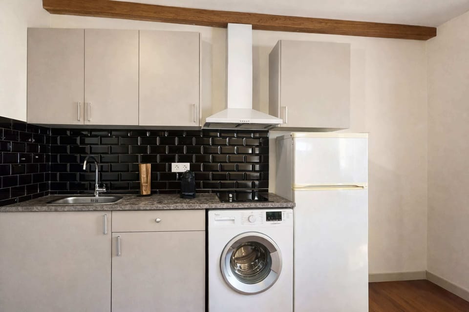 Clean and spacious worktop