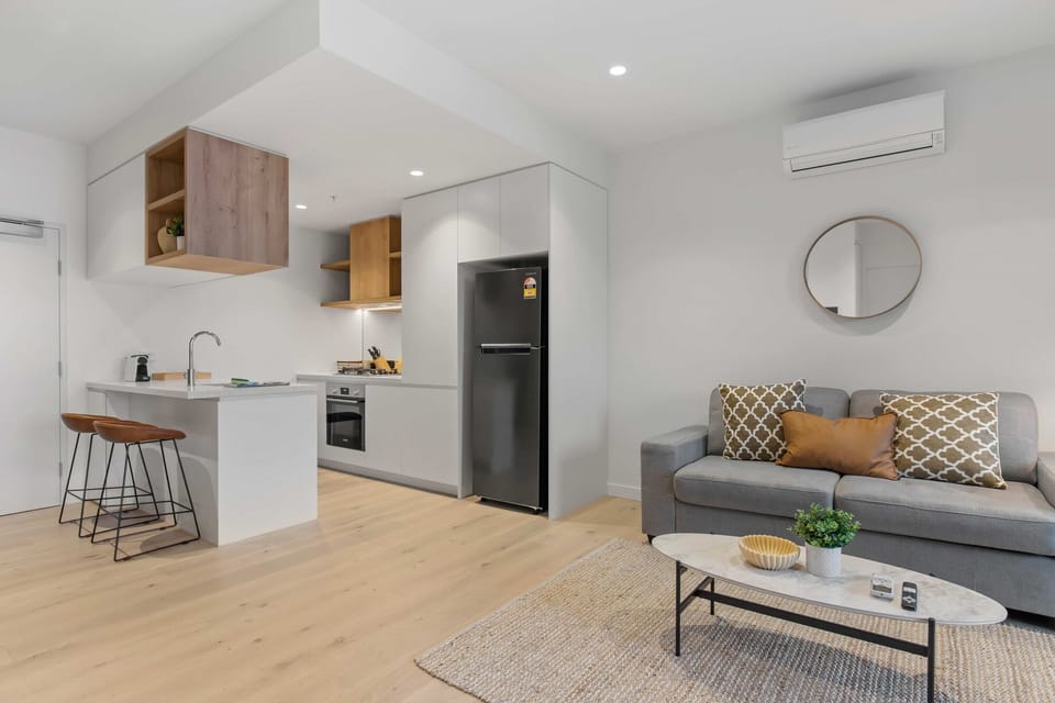 Living room - Kitchen