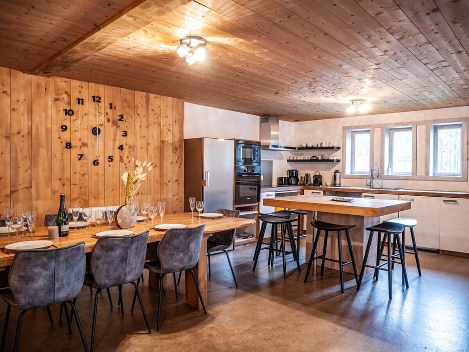 Espace cuisine et salle à manger