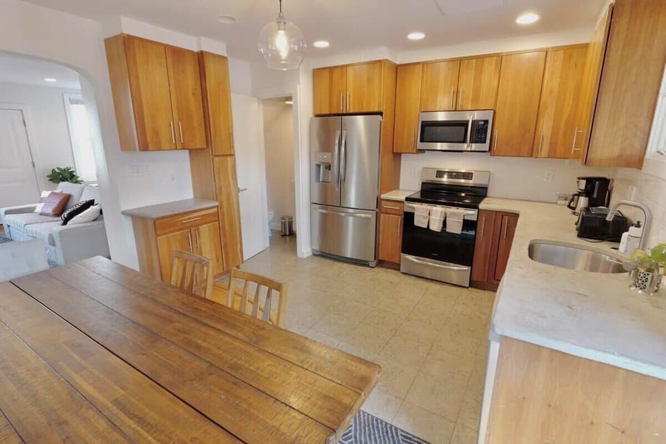 Kitchen with full size appliances