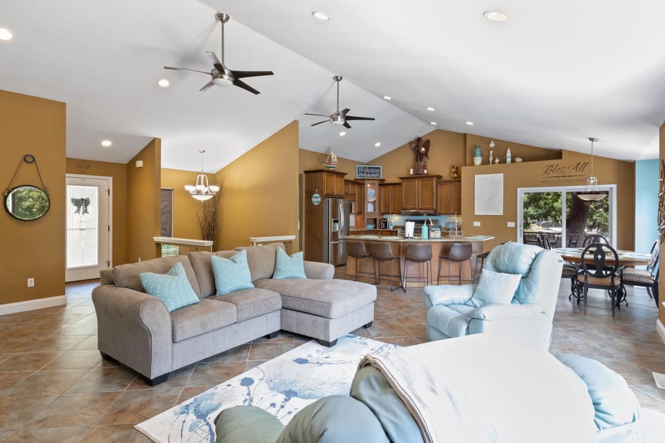 Perfect place to gather with loved ones and enjoy a quality time.