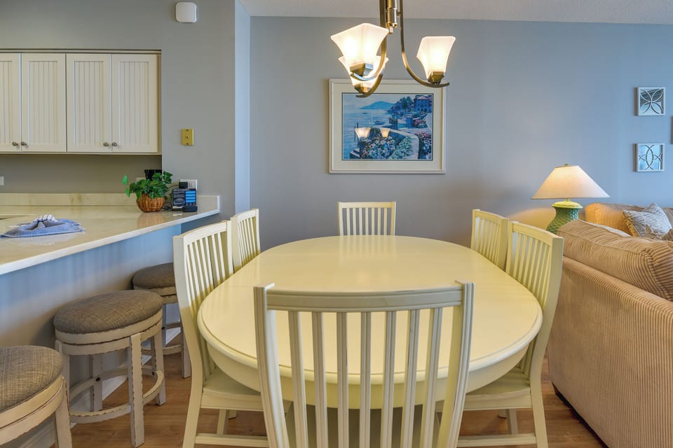 Dining Room | Fully Equipped Kitchen | Cooking Basics