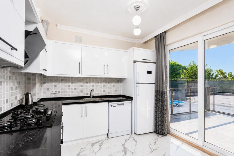 Equipped kitchen