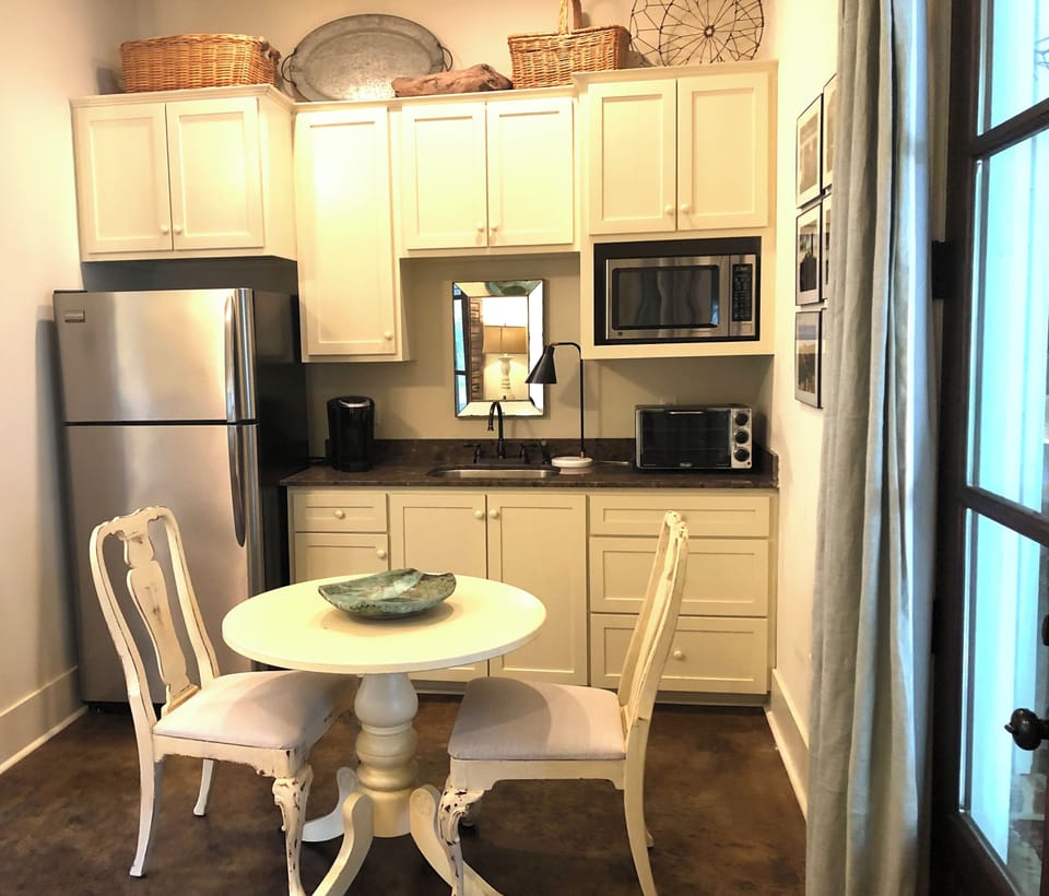 Bedroom 3 with breakfast kitchen 