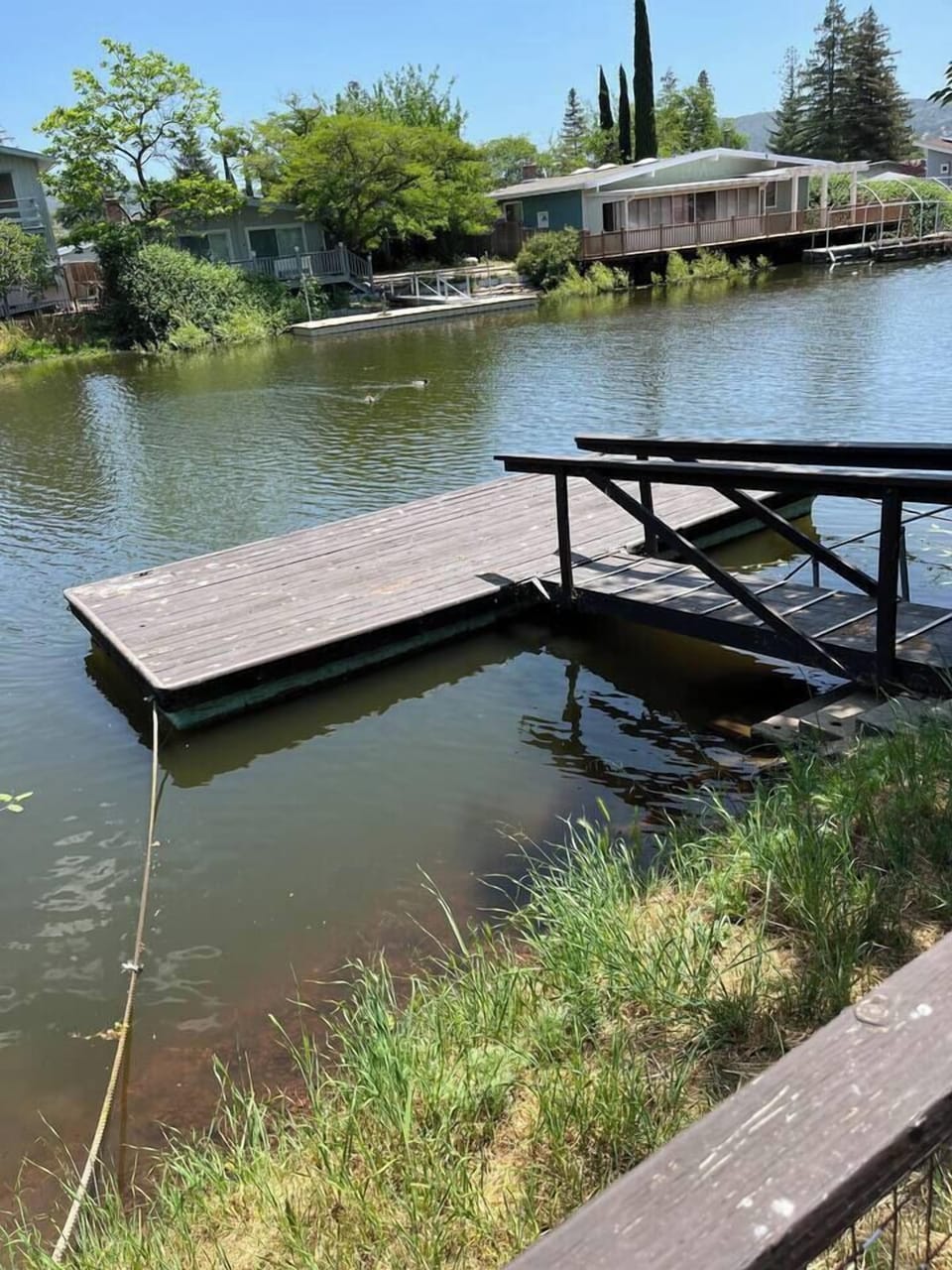 Fde686ee 125f 452e 8929 73ac733e9a71