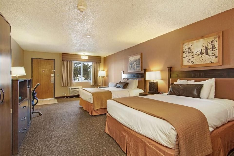 Stretch out after adventures with a desk and roomy floor plan.