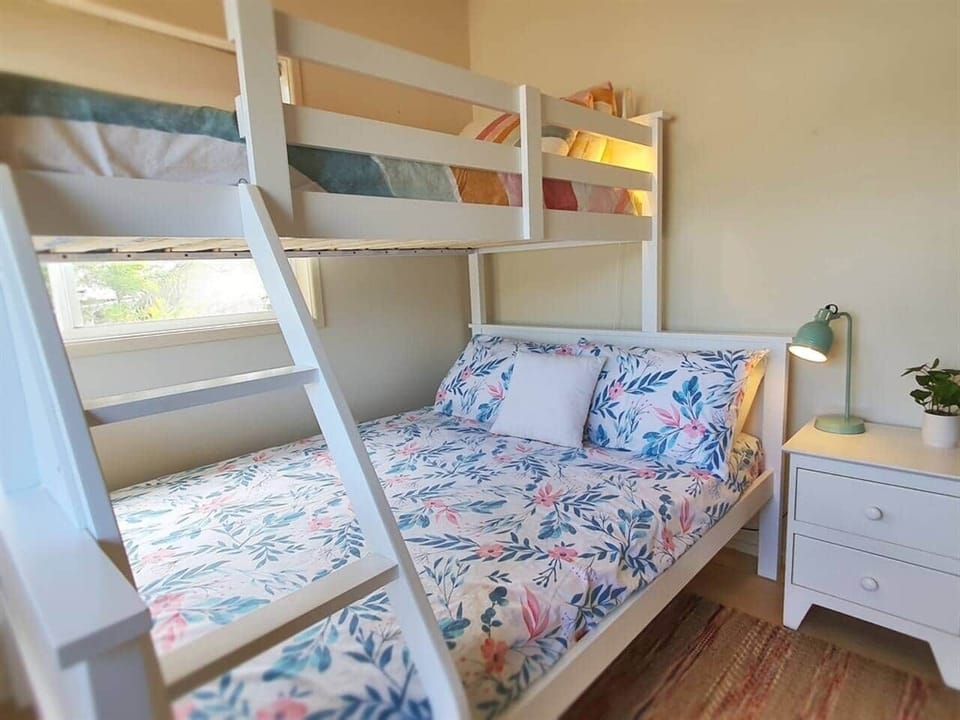 Benayah 3 - Second bedroom - Bunk room 