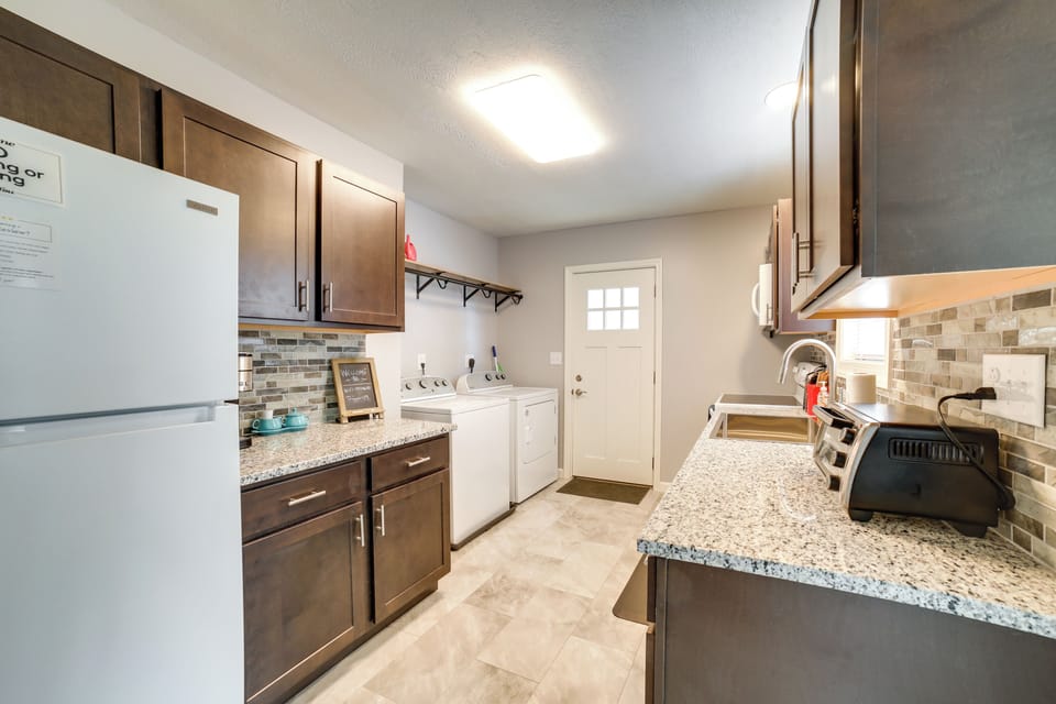 Kitchen | Drip Coffee Maker | Toaster Oven