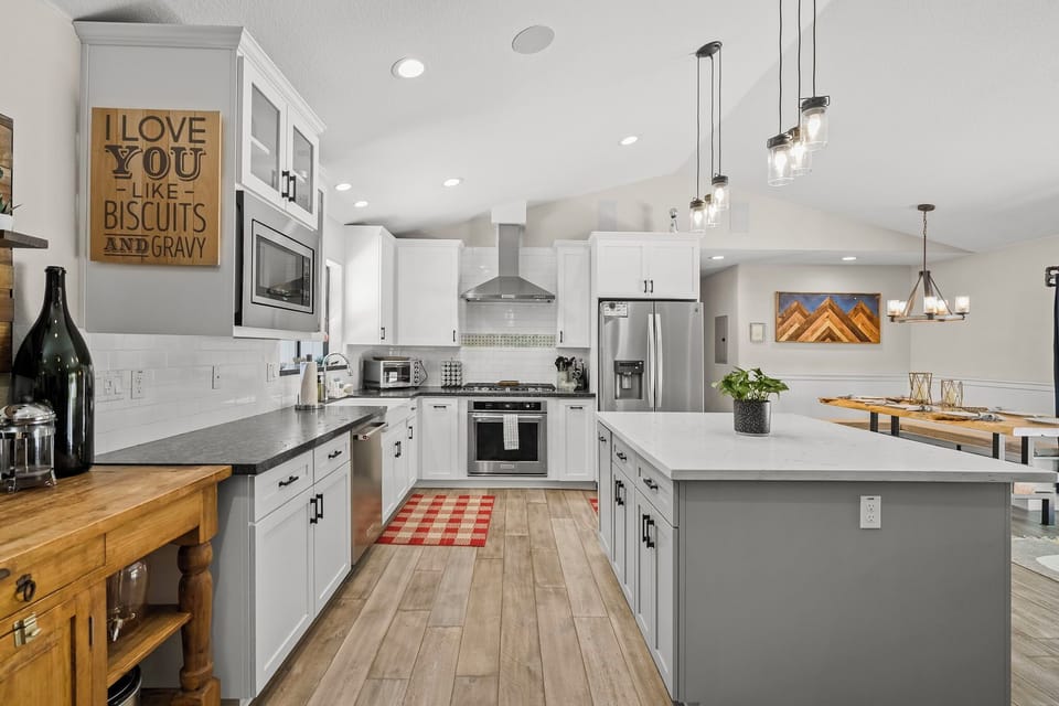 Gateway Getaway Kitchen