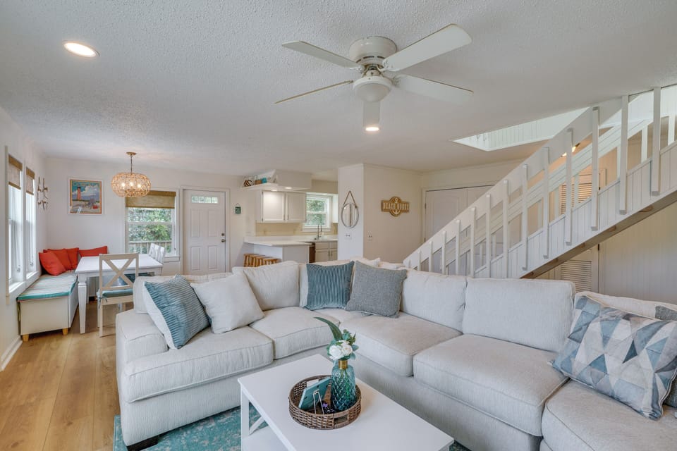 Living Room | Central Air Conditioning & Heating