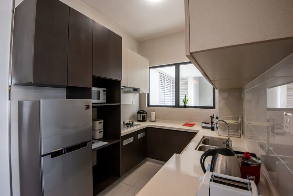 An equipped kitchen with everything you need.