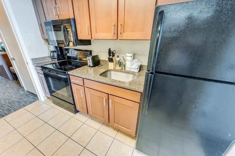 Large Appliances in Kitchen Area