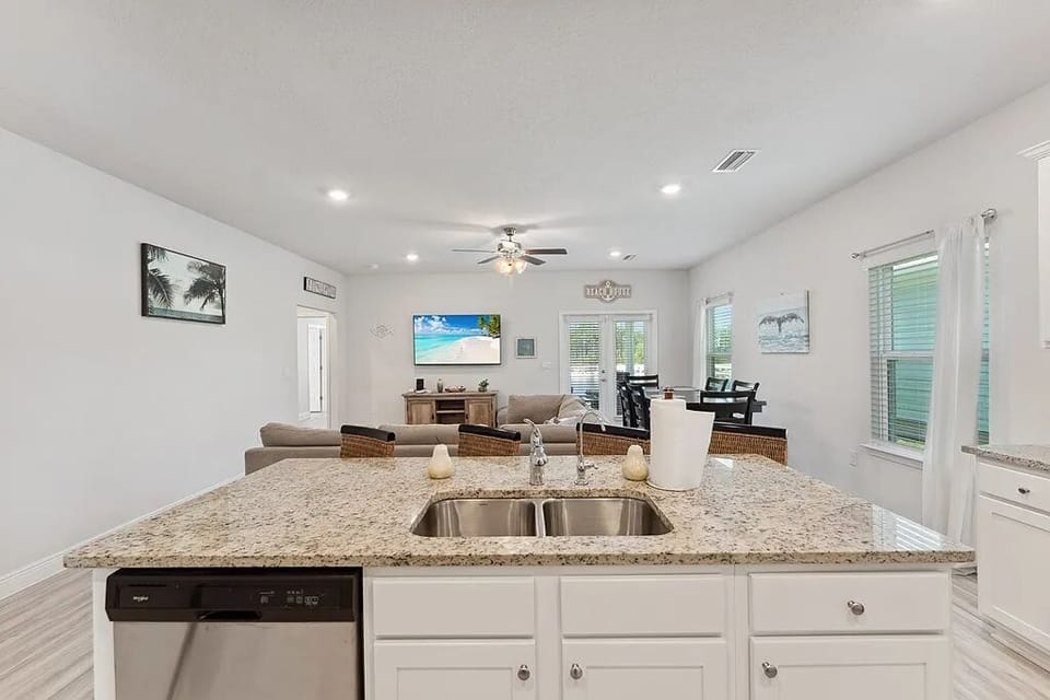 Kitchen and living room