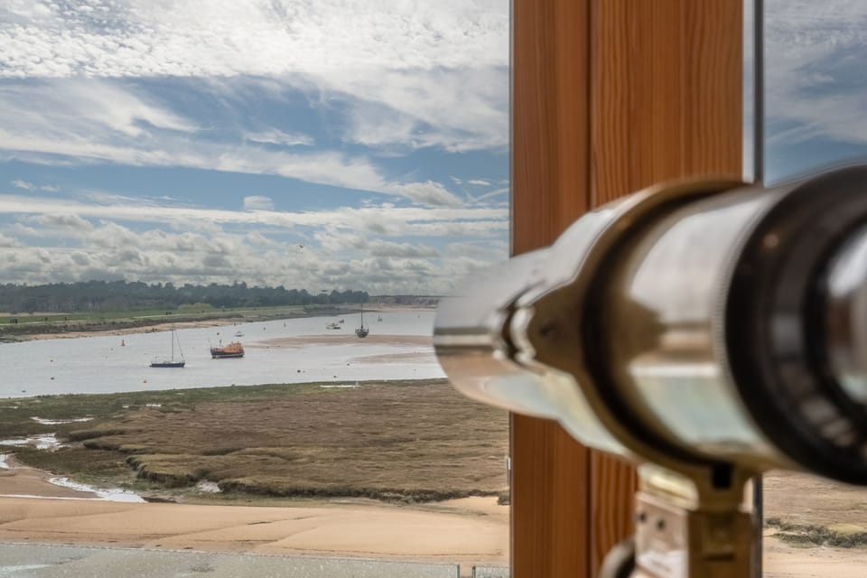 Peewits Penthouse overlooks the ever-changing view of Wells harbour