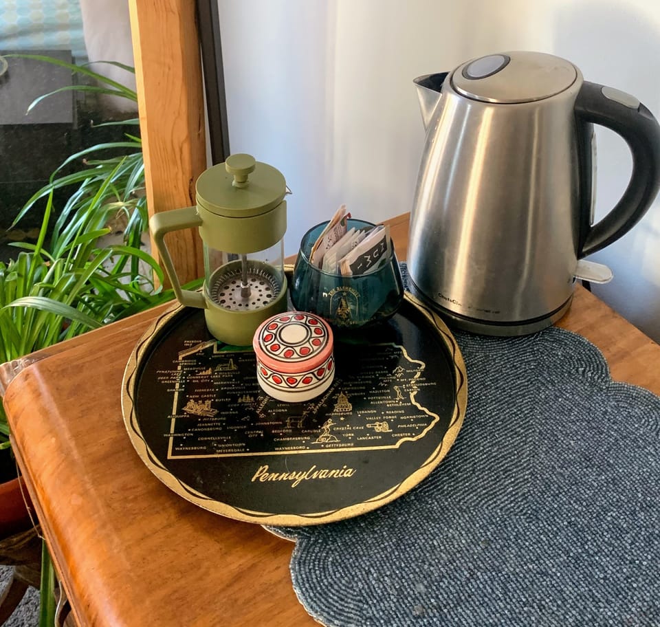 In room coffee & tea service