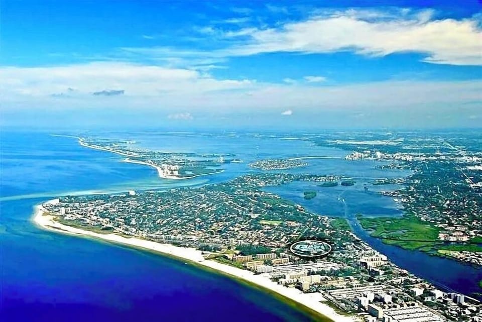 SIESTA KEY WHITE SANDS CIRCLED