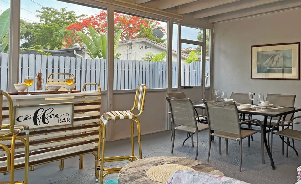 Outdoor dining
