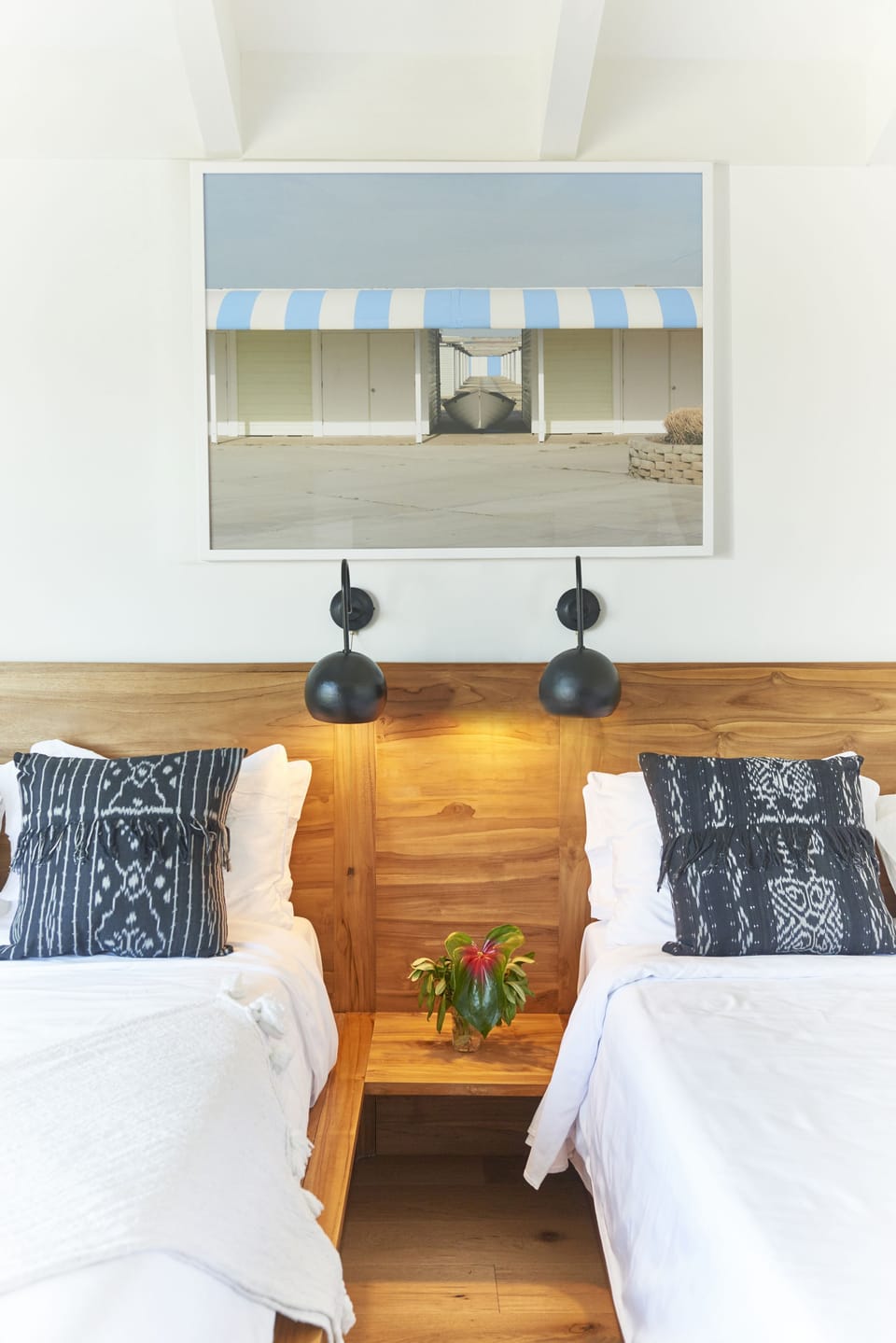 Unit with 2 Queen size beds