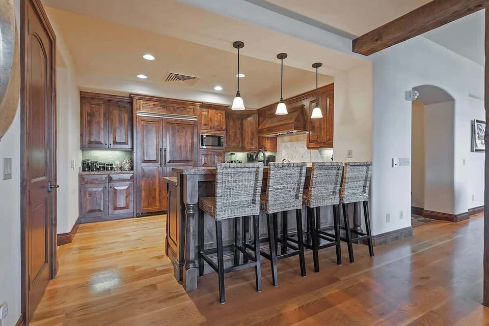 Breakfast Bar
