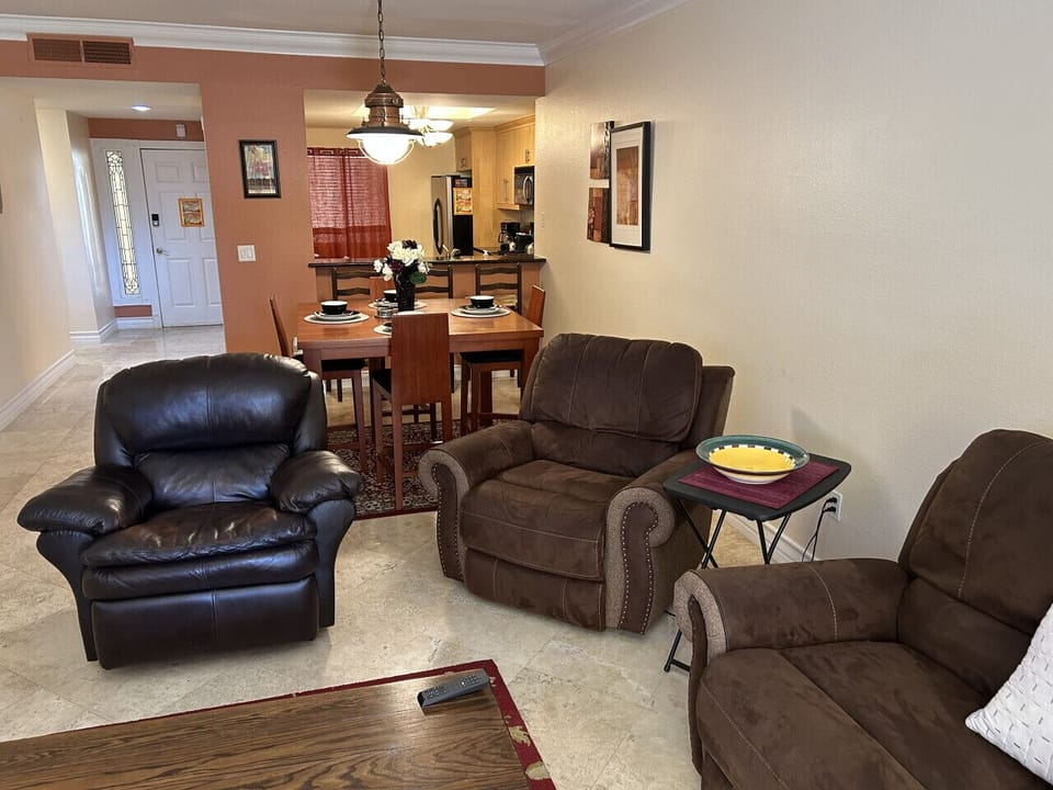 Lounge in the living room.