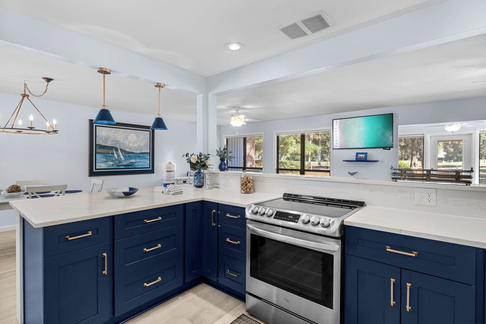 727 Sandpiper Place