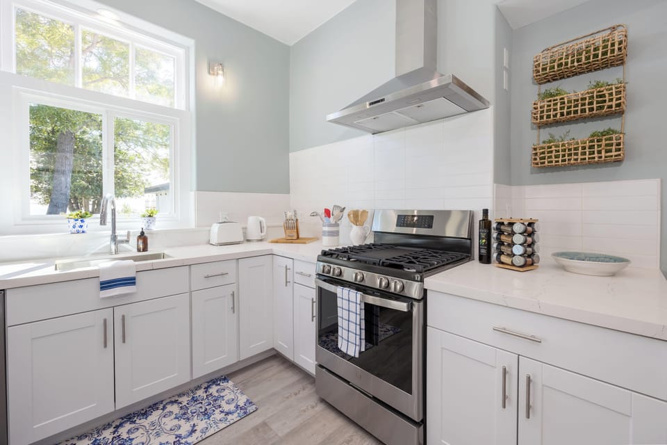Fully stocked kitchen