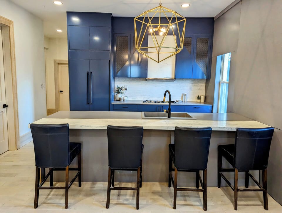 Kitchen makes cooking for your group easy. Effortless meals, maximum memories!