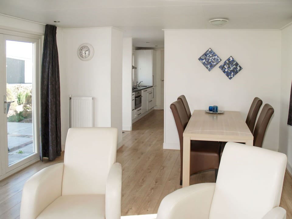 Furniture, Table, Picture Frame, Comfort, Chair, Plant, Interior Design, Floor, Wood, Living Room