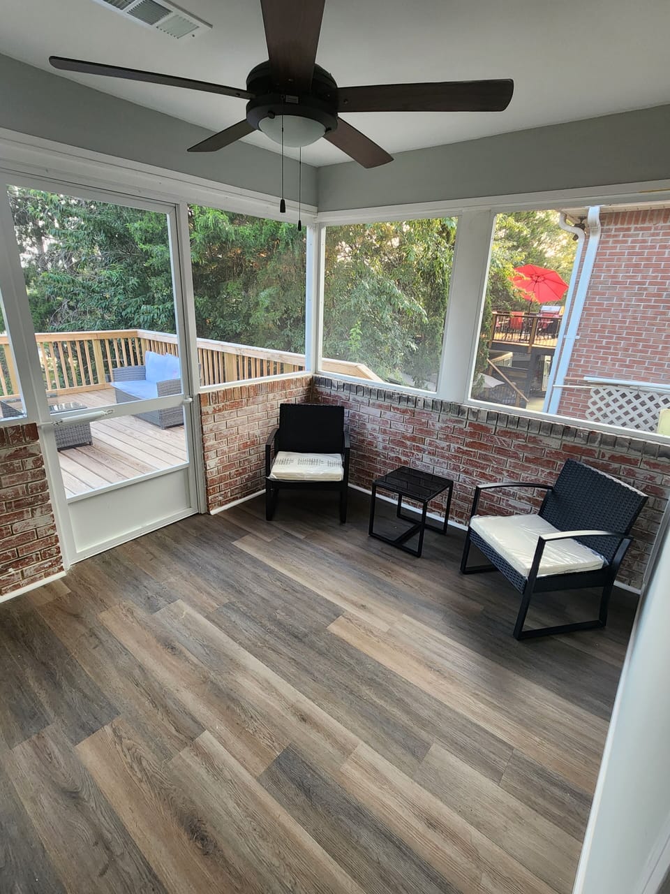 Screened in porch