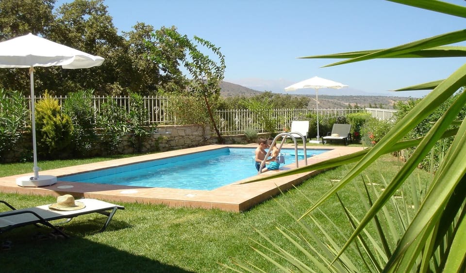 Holiday Home Swimming Pool