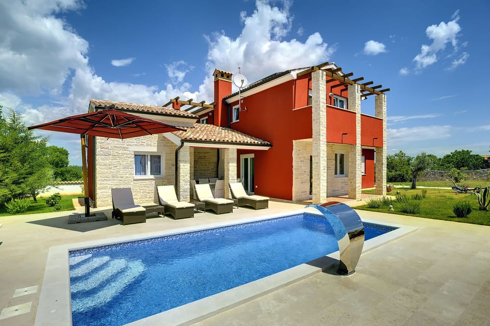 Holiday Home Exterior [summer]