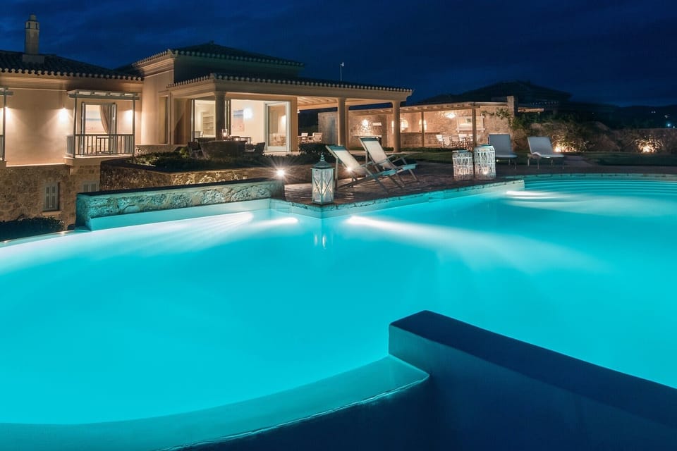 Holiday Home Swimming Pool