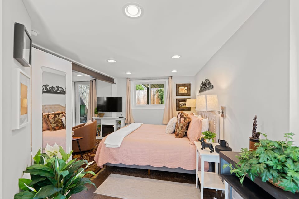 Queen Bed