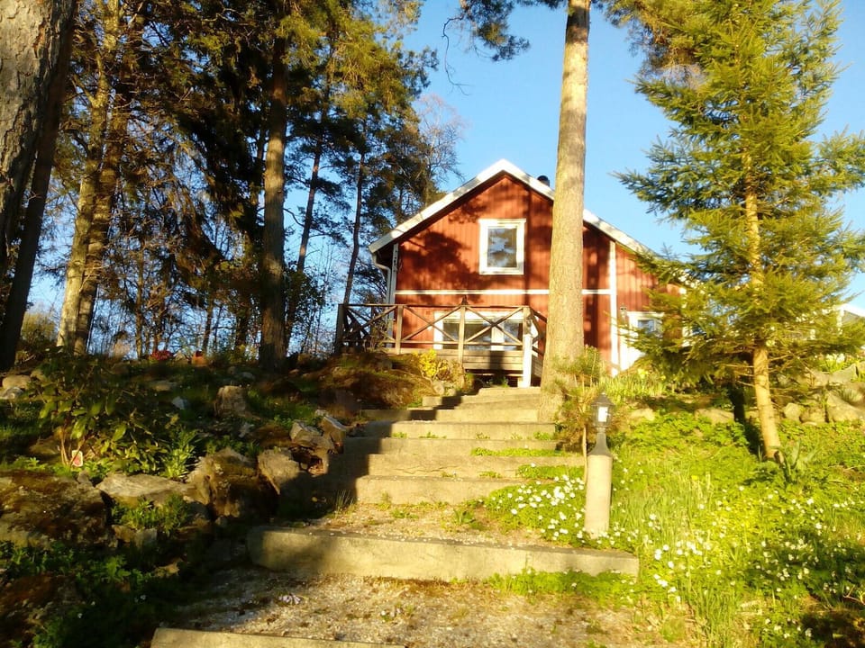 holiday home front