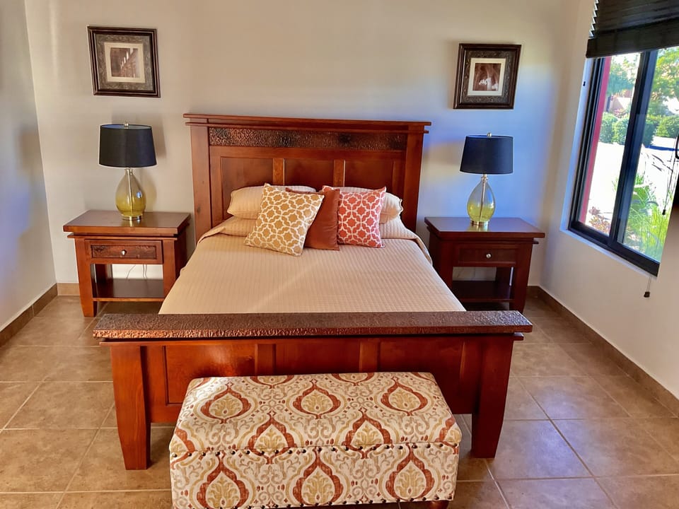 Casita Queen Bed 