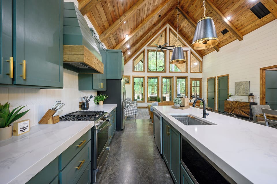 Fully equipped ultra-lux kitchen. 