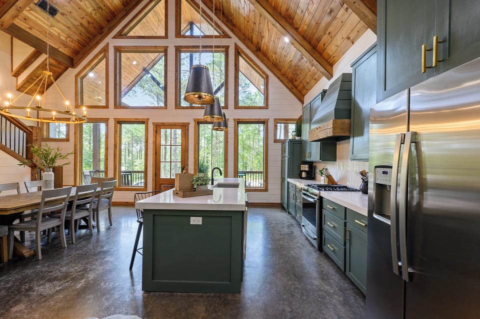 Fully equipped ultra-lux kitchen. 