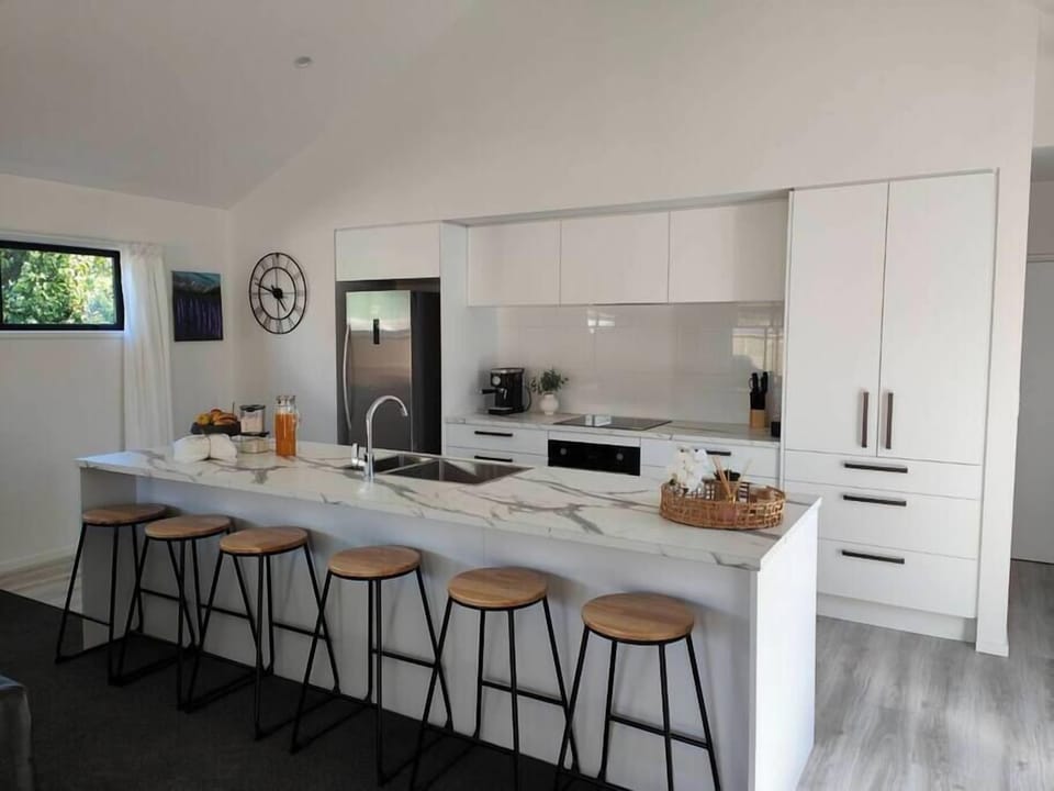 Fully Stocked Kitchen with Oven and Fridge