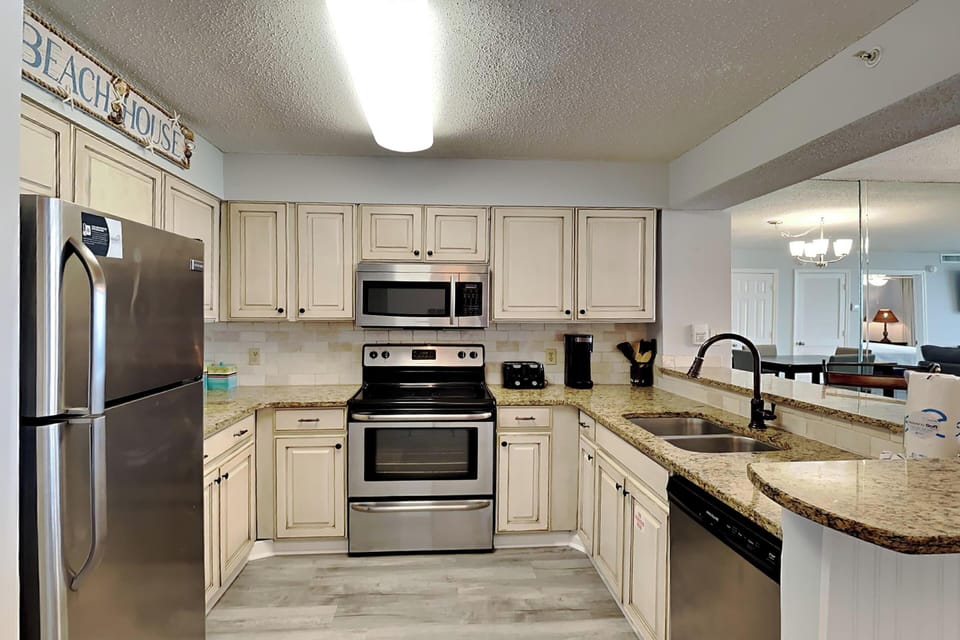 Kitchen - Modern Appliances