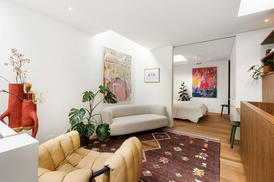 Second lounge area