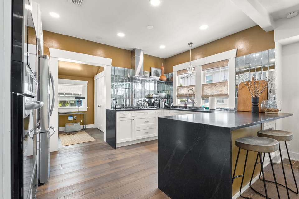Kitchen Full View