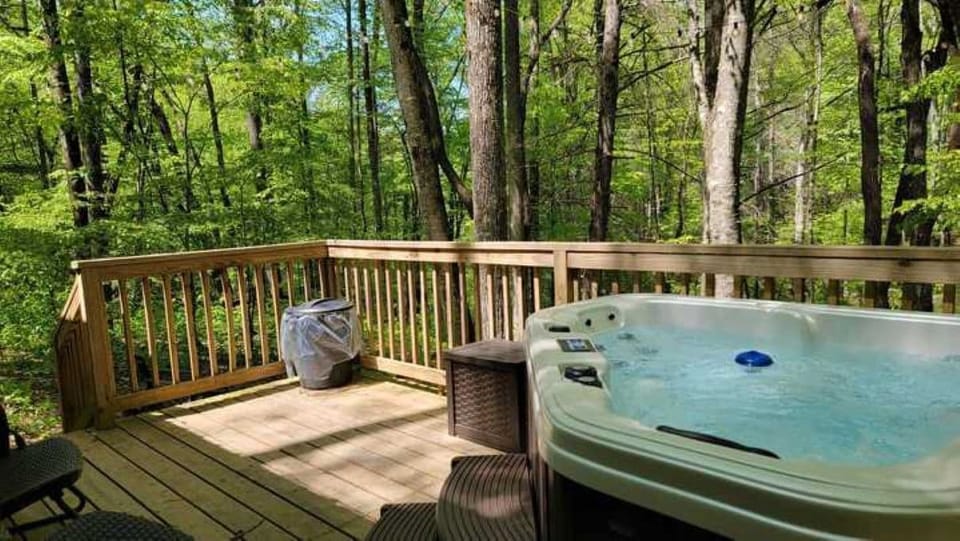"Loved it. So peaceful. Perfect Hot Tub weekend" -Brenna 