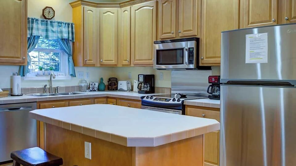 Kitchen Island