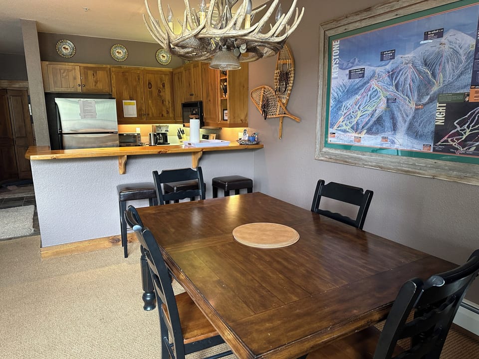 Dining room table