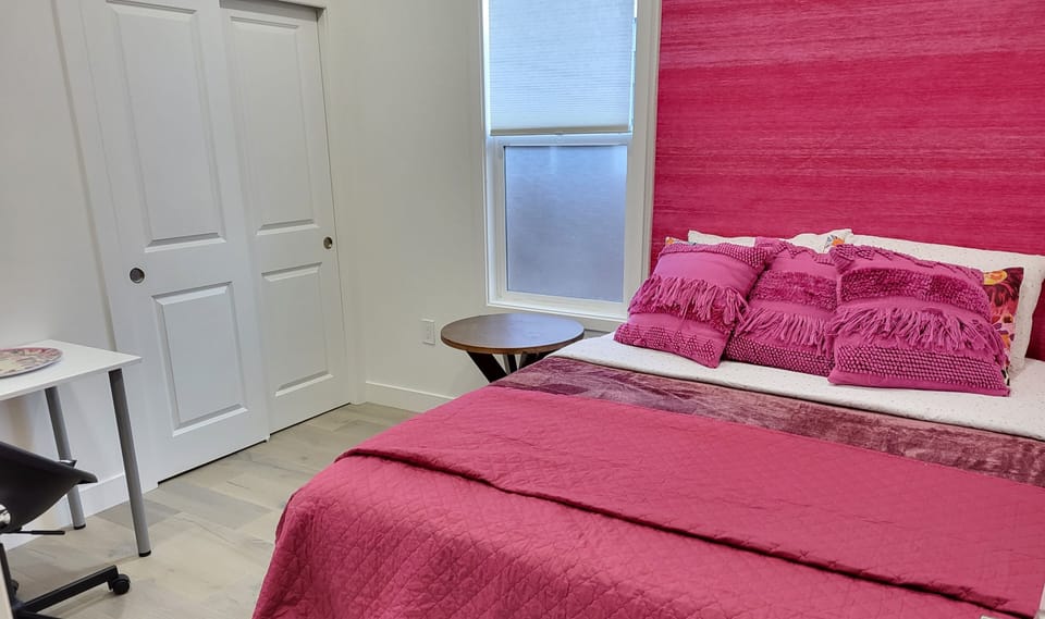 Third bedroom also has a queen bed