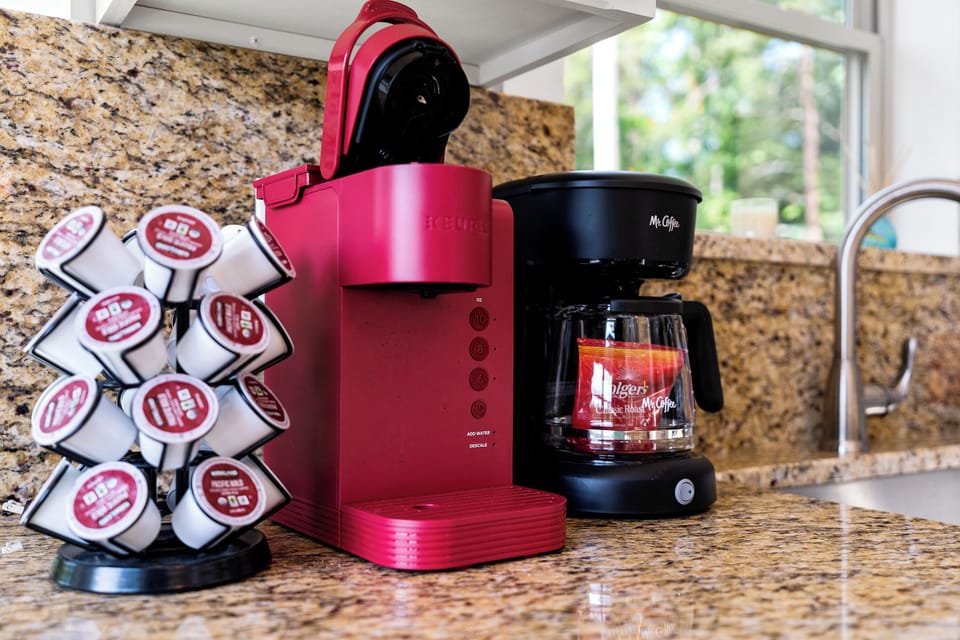 Foxs Lookout - New Listing - 3bd 2.5ba in Riverbend Cabin in Lake Lure