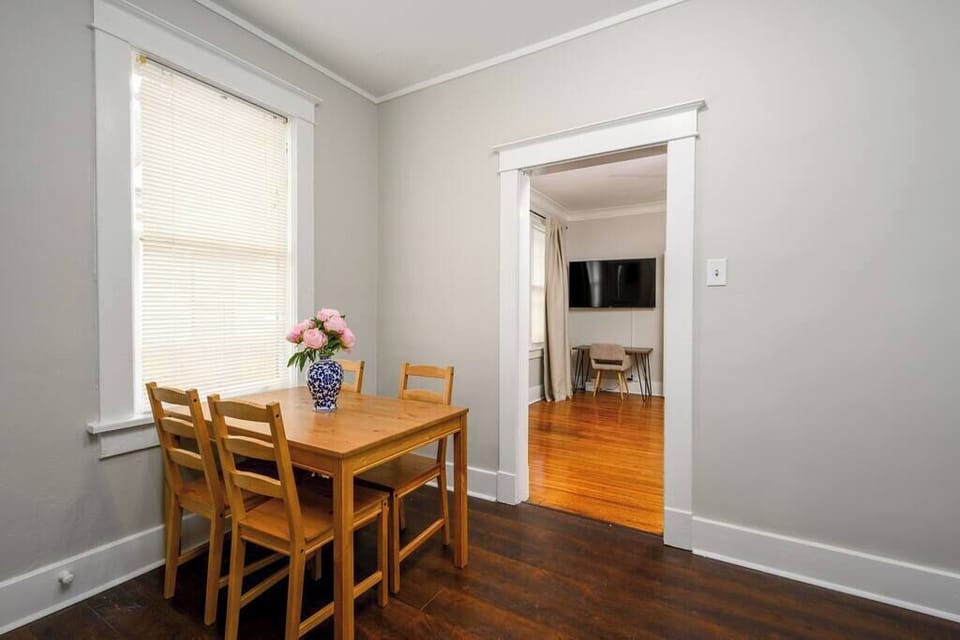 Dining Area - Unit 2