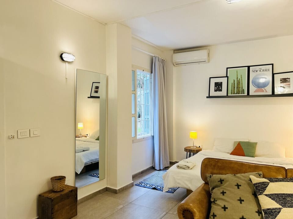 Open sleeping space with natural light and comfort