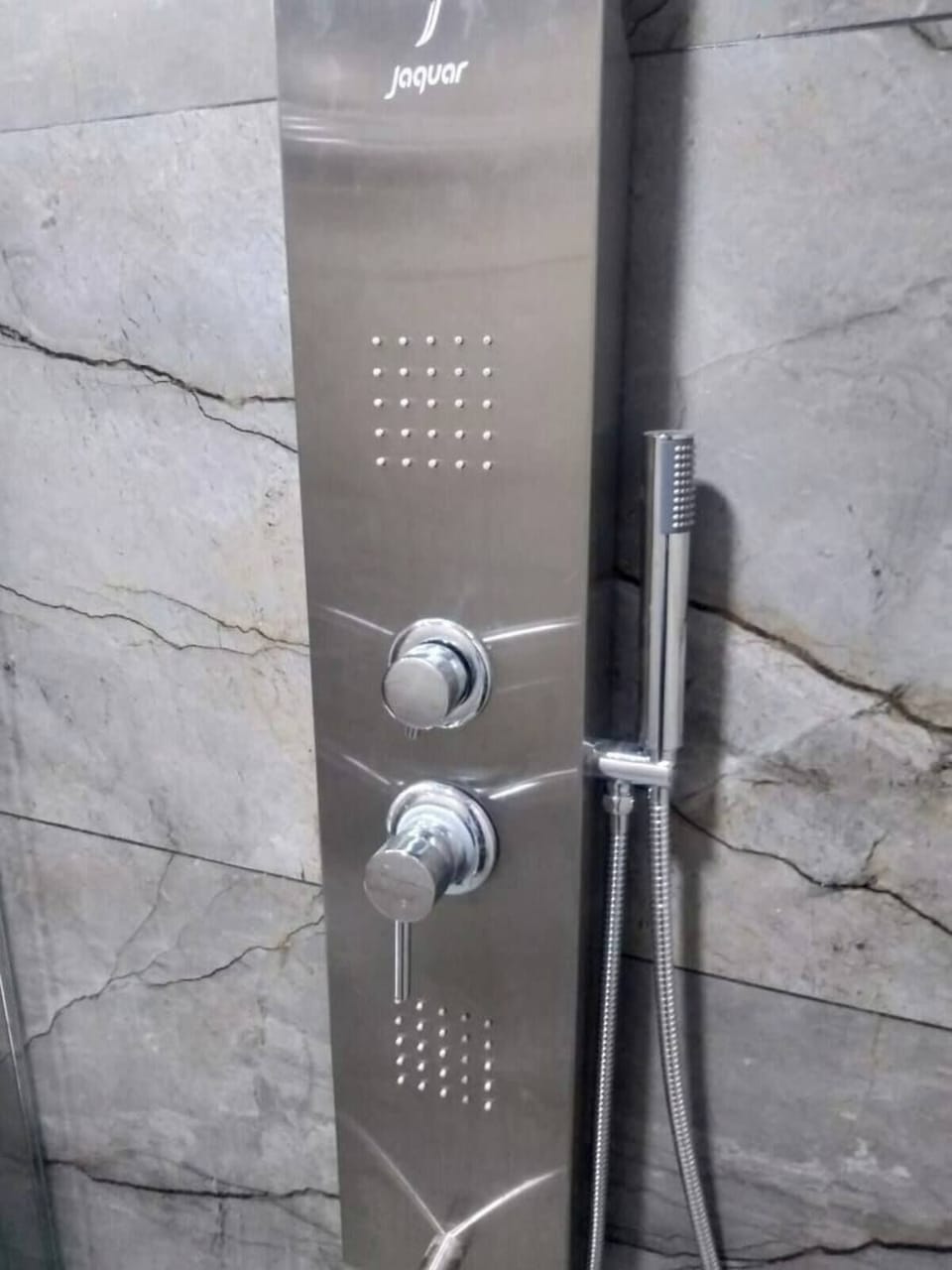 Hand-held showerhead