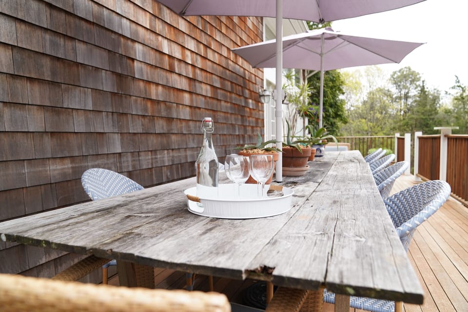 Outdoor dining @ its best!  Outdoor kitchen w/grill,  minifridge, counter space